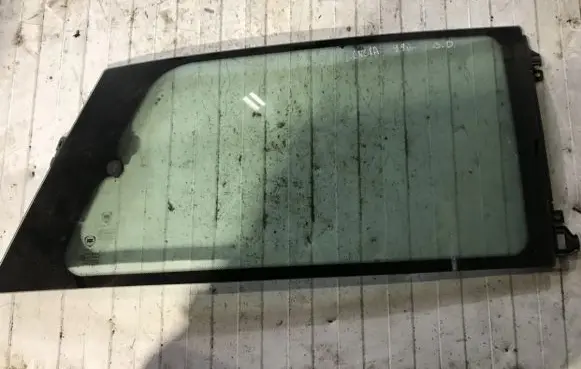 Lancia Kappa Rear side window