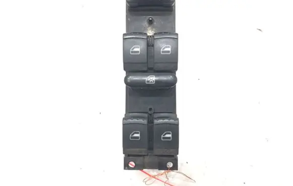 Volkswagen Golf IV Electric window control switch 1J4959857D