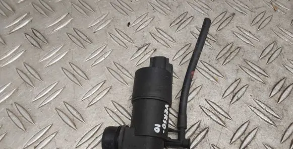 Toyota Verso Windscreen/windshield washer pump 853300F020