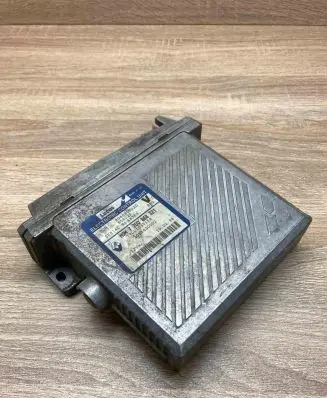 Volvo S40, V40 Engine control unit/module ECU 7700868321 7700103515A