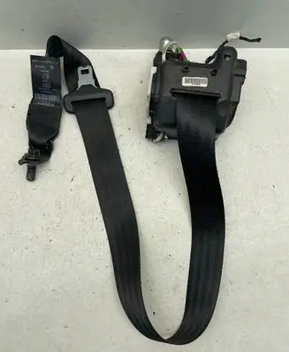 Volvo XC60 Middle seatbelt (rear) 39854403 B171008Z
