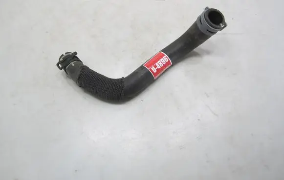 Engine coolant pipe/hose