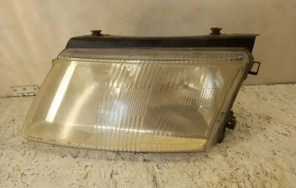 Volkswagen PASSAT B5 Headlight/headlamp MVW123H031 CT130