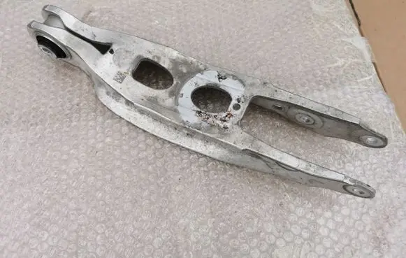 Audi A4 S4 B9 Rear upper control arm/wishbone 8W0505311H