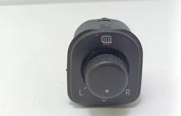 Volkswagen PASSAT B6 Wing mirror switch 1K0959565H