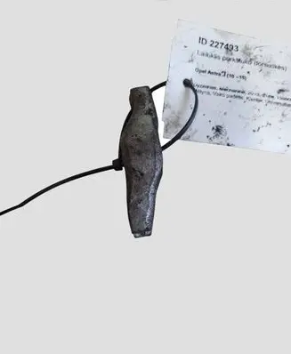 Opel Astra J Fuel Injector clamp holder