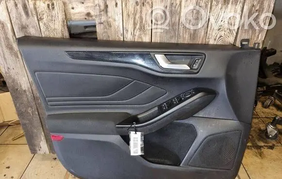 Ford Focus Front door card panel trim JX7BA23943