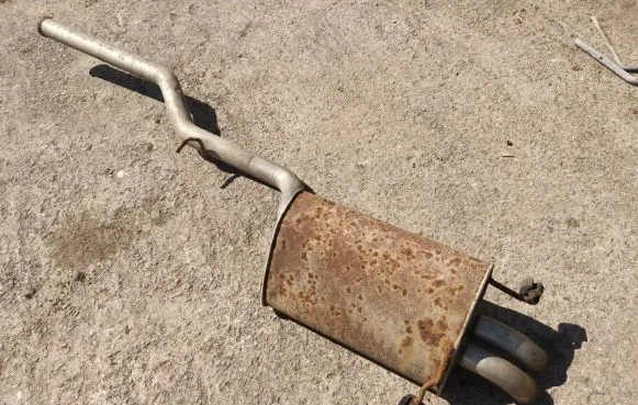 Mercedes-Benz E W210 Muffler/silencer 