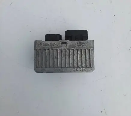 Opel Insignia A Glow plug pre-heat relay 55574293