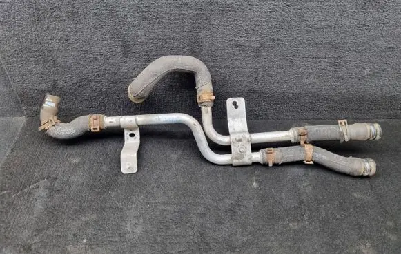 Audi Q7 4M Engine coolant pipe/hose 4M0121075A 4M0121548 4M0121075D