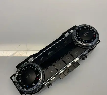 Mercedes-Benz GLK (X204) Climate control unit 2048305790 HW0708 SW30800