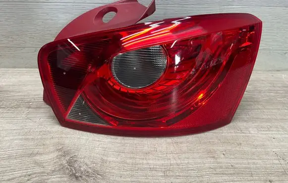 Rear/tail lights
