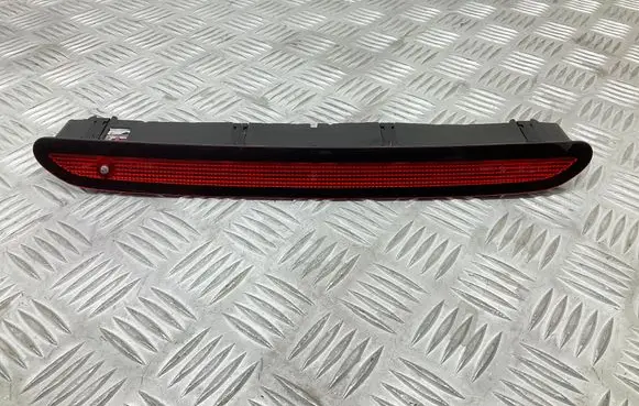 Volkswagen Tiguan Third/center stoplight 5G0945087B