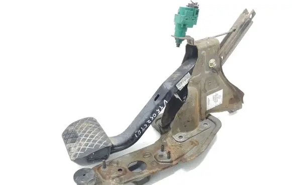 Volkswagen Transporter - Caravelle T5 Brake pedal 7H1723057