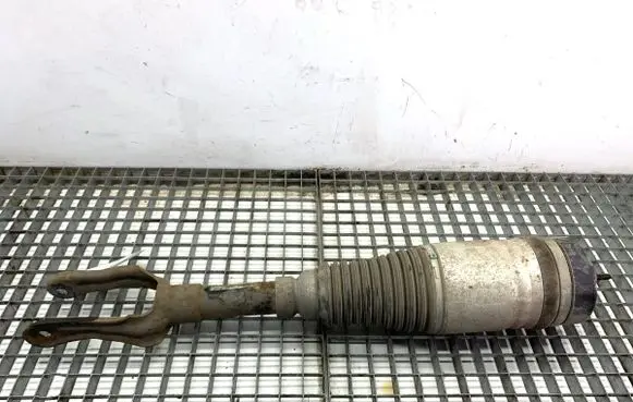 Jeep Grand Cherokee Front shock absorber/damper 68080210AB