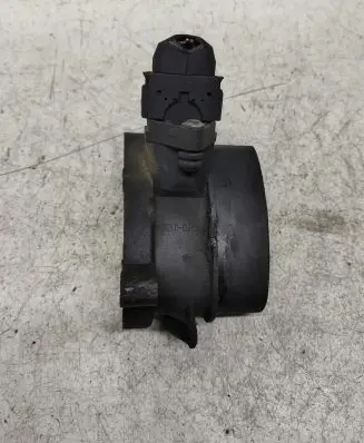 BMW 5 E39 Mass air flow meter 0928400314