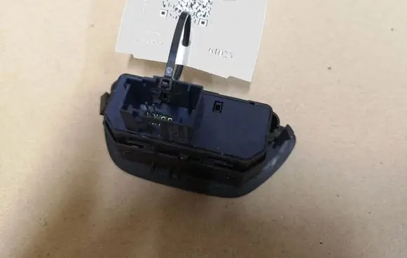 Citroen C5 Other switches/knobs/shifts 9682436777