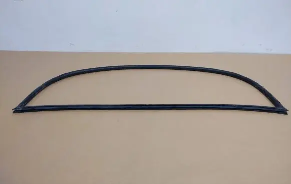 Jaguar XJS Rubber seal tailgate window/glass