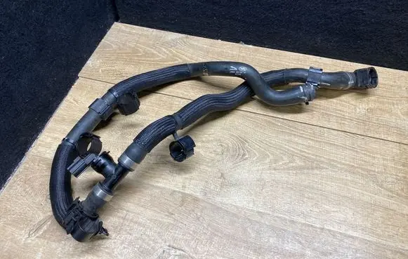 Jaguar I-Pace Engine coolant pipe/hose J9D38D132AC XC7VC