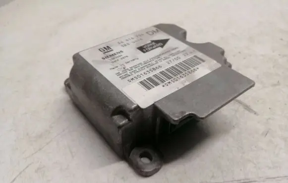 Opel Zafira A Airbag control unit/module 24416704 1923594 5WK42978