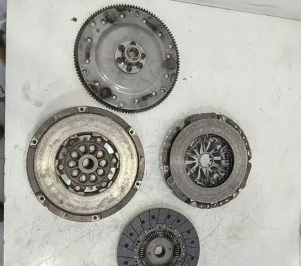 Audi A4 S4 B8 8K Clutch set kit 324073910 03G105323R