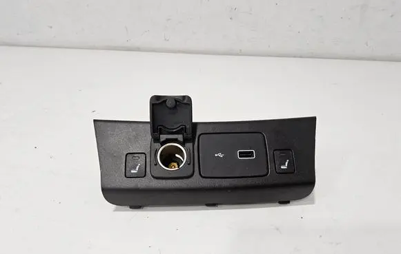 Fiat Tipo Seat heating switch 07357169260 7356570360E 735657036