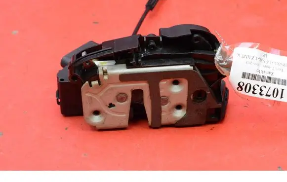 Ford Grand C-MAX Front door lock AM5AU21813AE