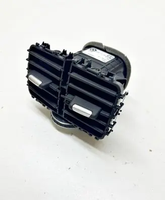 BMW X3 G01 Rear air vent grill 9363822 00612 11916410