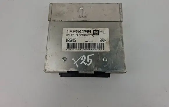 Opel Astra F Engine control unit/module 16204799 D95015