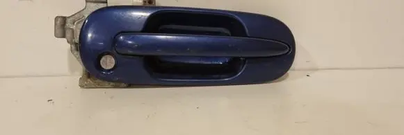 Honda CR-V Front door exterior handle