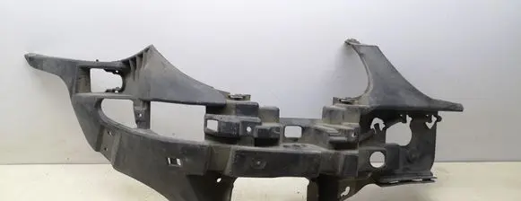 Mercedes-Benz SL R230 Front bumper mounting bracket A2308850465