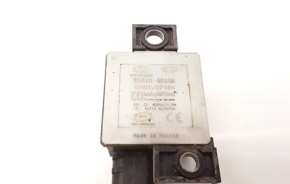 Hyundai ix 55 Tire pressure sensor 958104D100