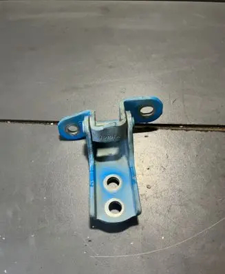 Toyota Aygo AB40 Front door upper hinge