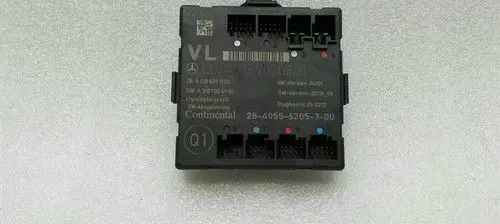 Mercedes-Benz CLA C117 X117 W117 Door central lock control unit/module A2189000801