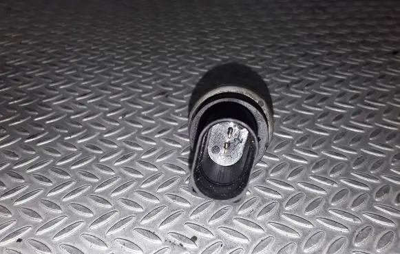 Coolant temperature sensor