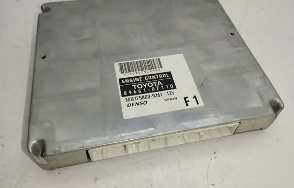 Toyota Corolla Verso AR10 Engine control unit/module 896610F110 MB1758009261