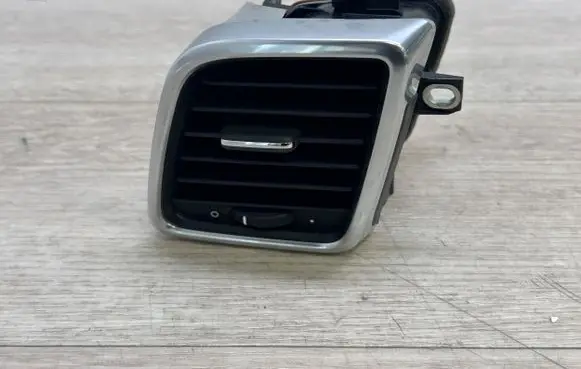 Dashboard side air vent grill/cover trim