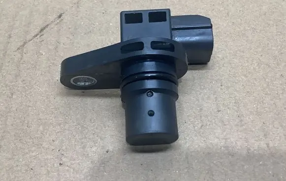 Mitsubishi Outlander Camshaft position sensor 1865A066 J5T32071