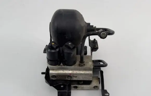 Mercedes-Benz SL R230 Air suspension compressor 0230320035 A2203280031