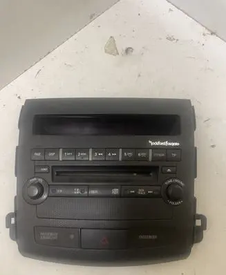 Mitsubishi Outlander Head unit multimedia control 8002A067XA