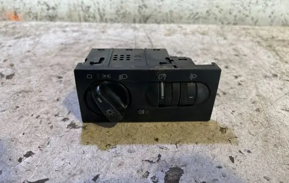 Light switch