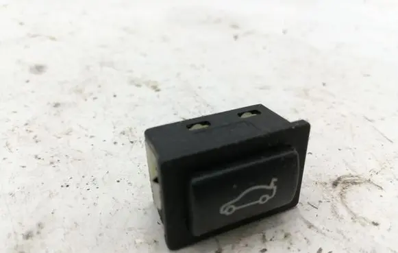 BMW 5 E60 E61 Tailgate opening switch 6921846