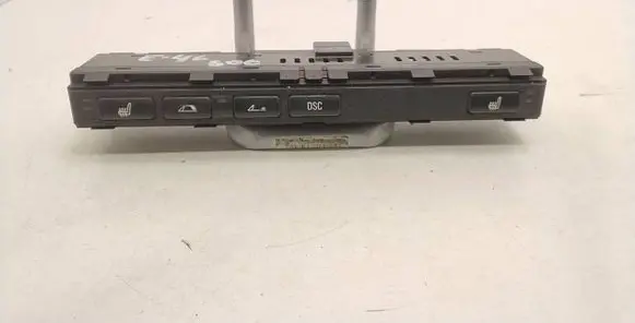 Multifunctional control switch/knob