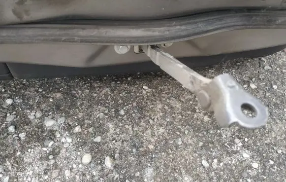 Honda Civic Rear door check strap stopper