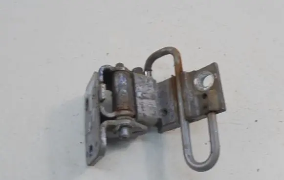 Audi A3 S3 8P Front door hinge set 8E0831411E