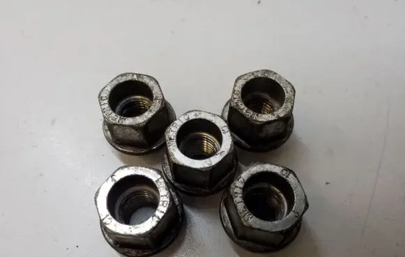 Opel Insignia B Nuts/bolts OEM