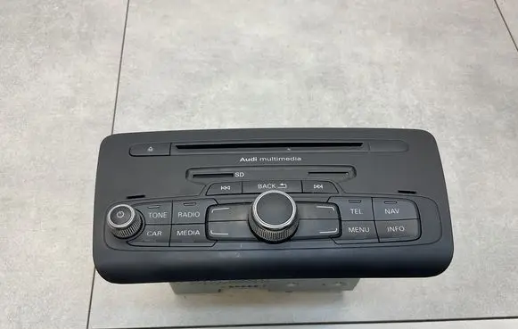 Audi A1 Radio/CD/DVD/GPS head unit 8X0035180G