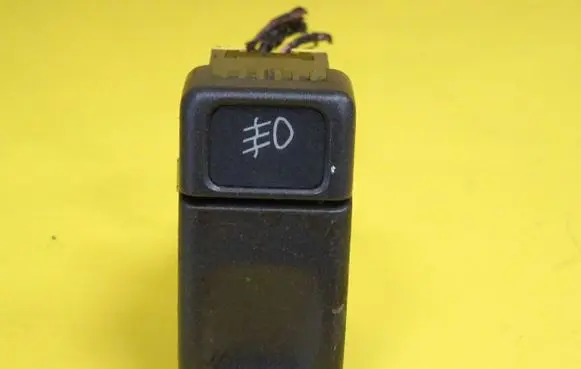 Volvo C70 Fog light switch 9162961