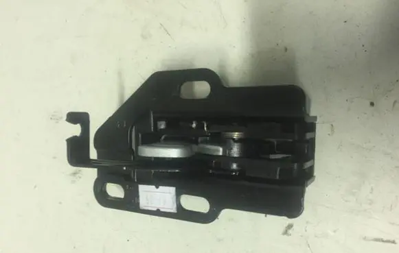 Peugeot Partner Tailgate/trunk/boot lock/catch/latch 96080J01