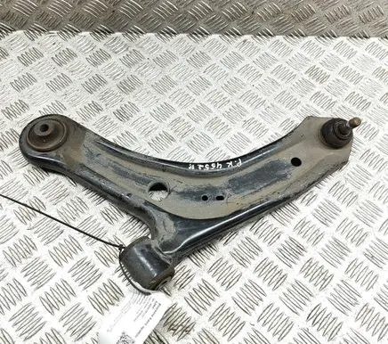 Suzuki SX4 S-Cross Front lower control arm/wishbone 4520261M00